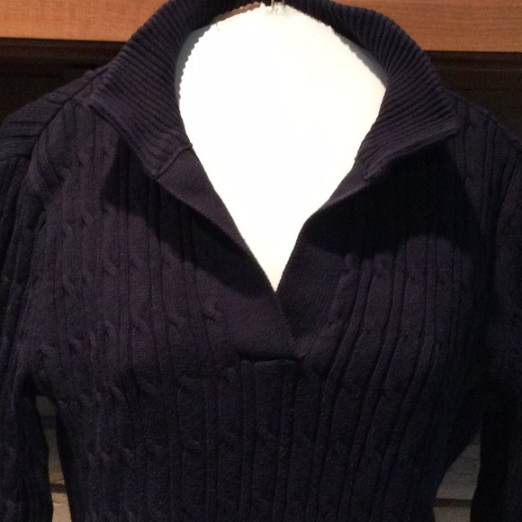 Is Claiborne V-neck cable knit sweater - Picture 2 of 5